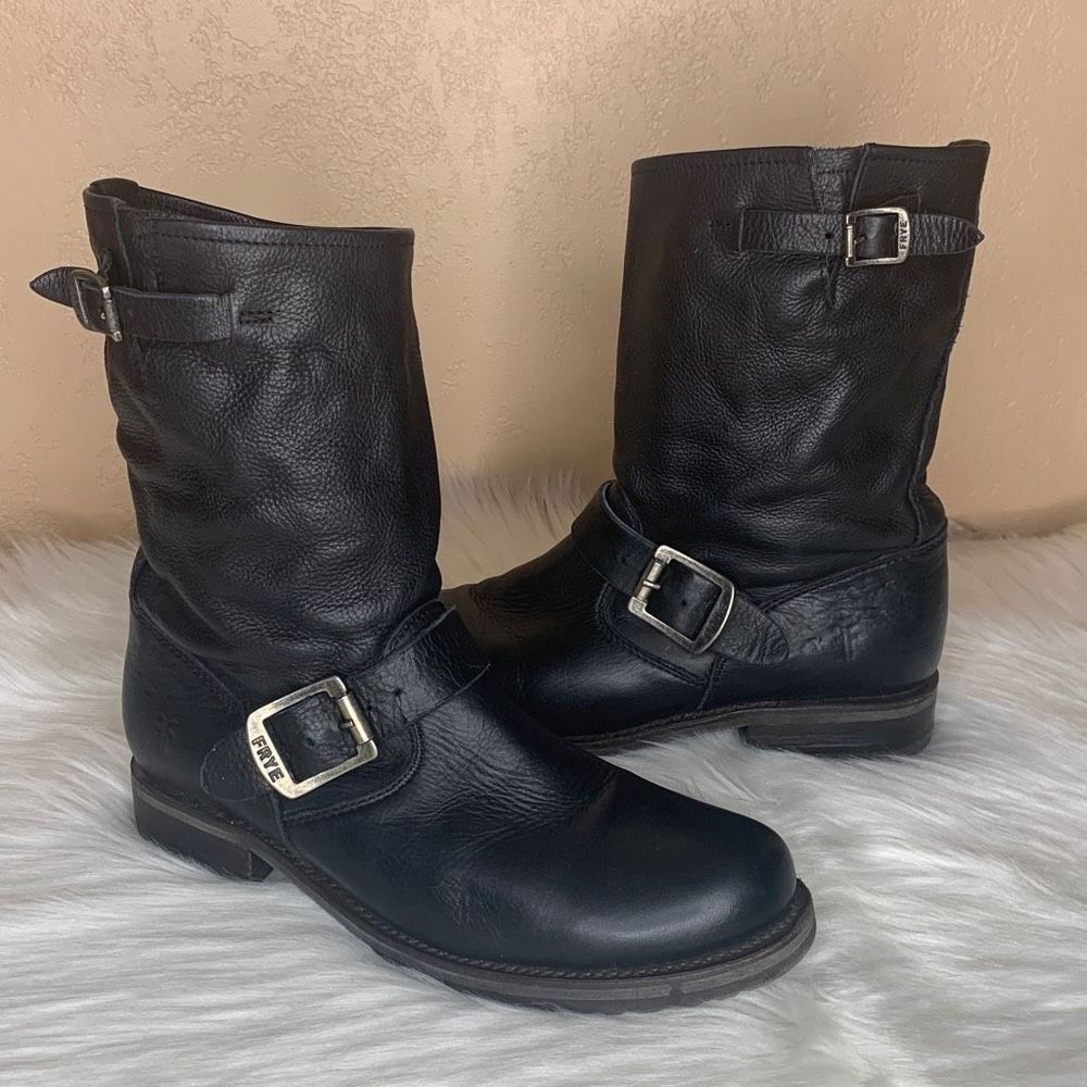 Frye Womens Veronica Short Bootie
Boots Black Leather Slouchy Moto
Ankle Boots S - Picture 2 of 16